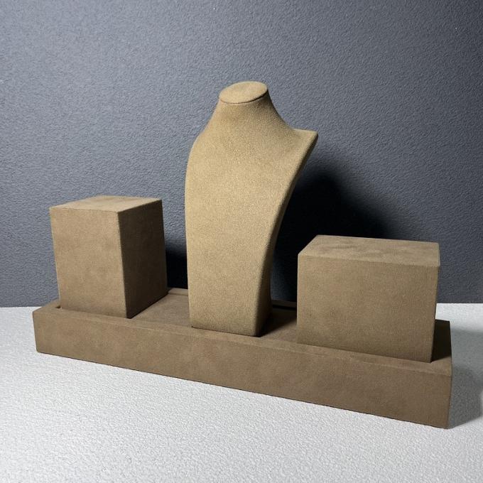 La joyería de la exhibición del soporte del pequeño tenedor del medio del collar de la microfibra del terciopelo de Brown coloca al organizador Displays de la joyería del busto del maniquí para las demostraciones del acontecimiento de la tienda