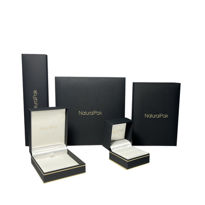La joyería de empaquetado de 2022 cajas de la nueva joyería de lujo del diseño presentación las cajas para el anillo/el pendiente/el collar/el colgante/el brazalete