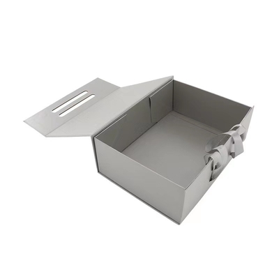 Caja de regalo de plata de la cartulina del OEM de Grey Luxury Folding Gift Boxes pequeña con la tira larga